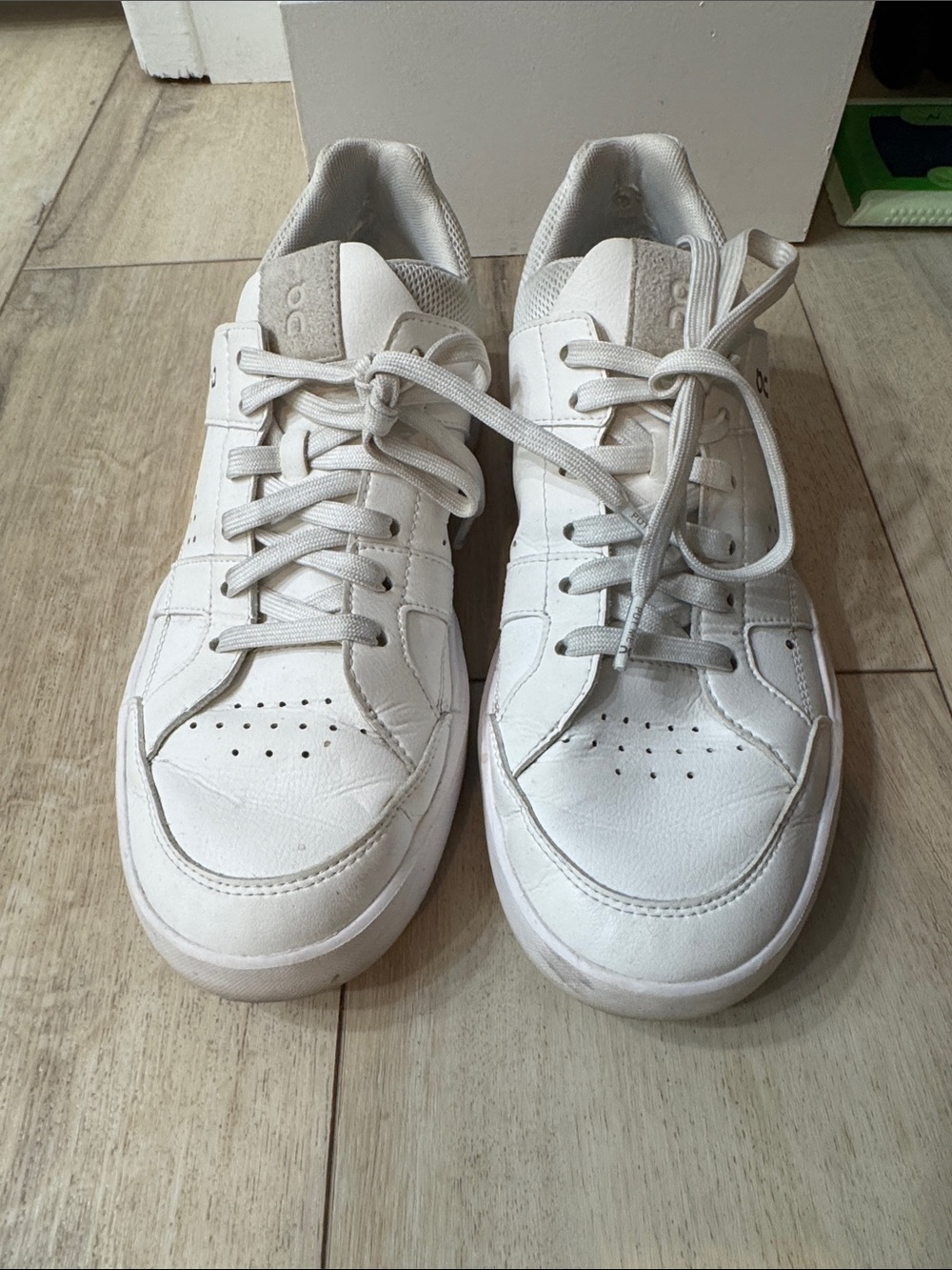 On Cloud The Rodger Tennis Women’s White Low-Top Leather Sneakers